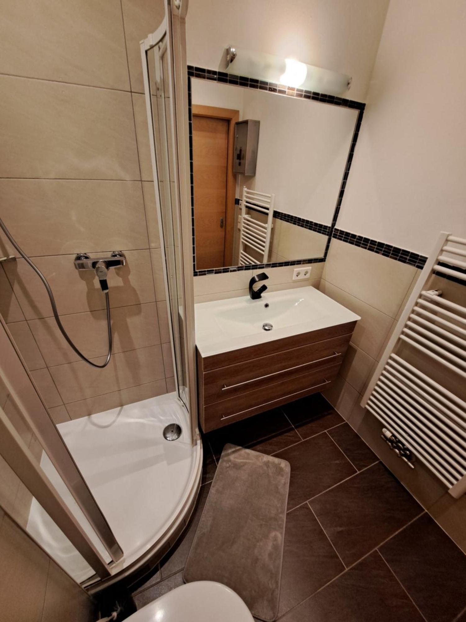 Appartement Anna 斯拉德明 外观 照片